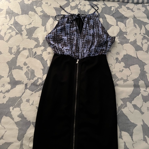 Alice & trixie bodycon dress - Picture 2 of 3